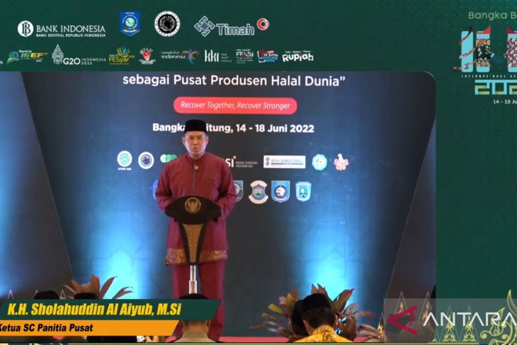 Indonesia encouraged to become a world leader in the halal tourism and production sector
